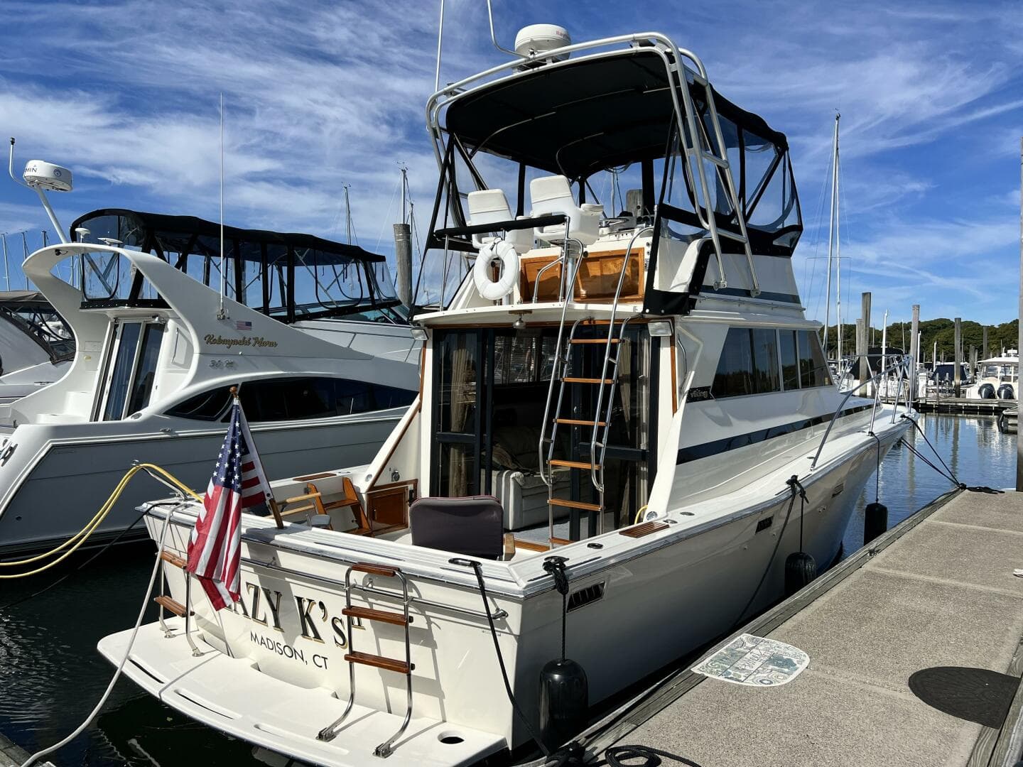 1979 Viking 35 Convertible — photo 4