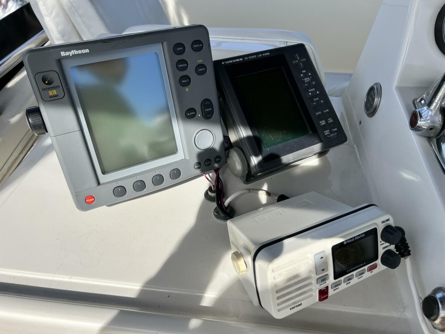 1979 Viking 35 Convertible — photo 48