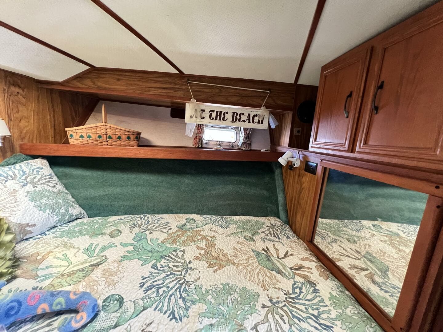 1979 Viking 35 Convertible — photo 24