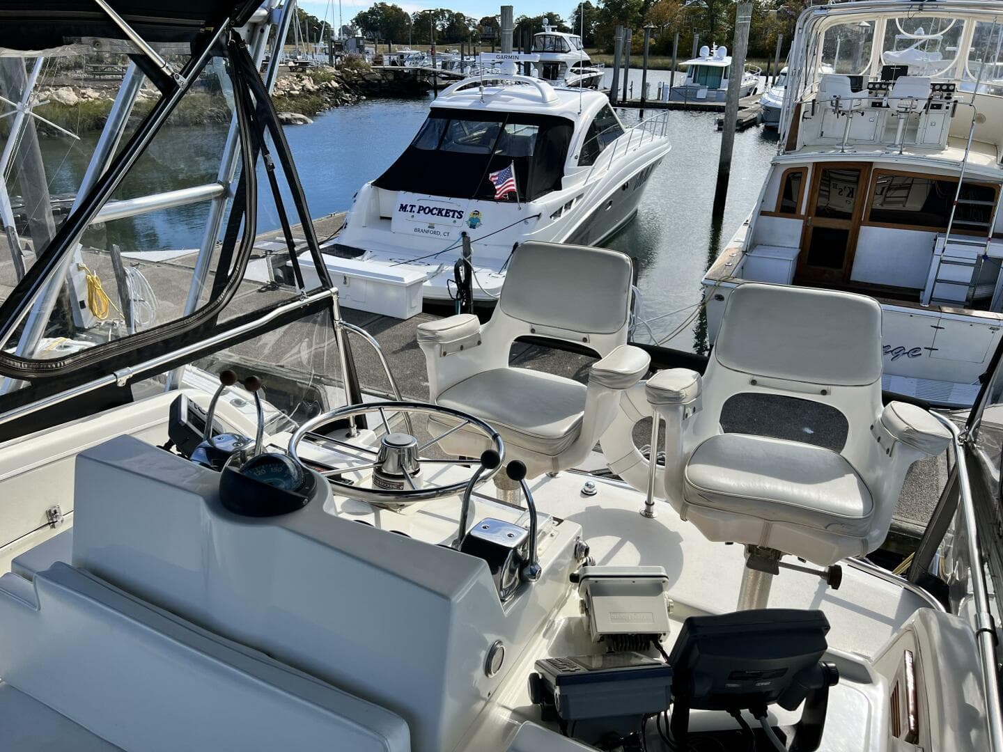 1979 Viking 35 Convertible — photo 40
