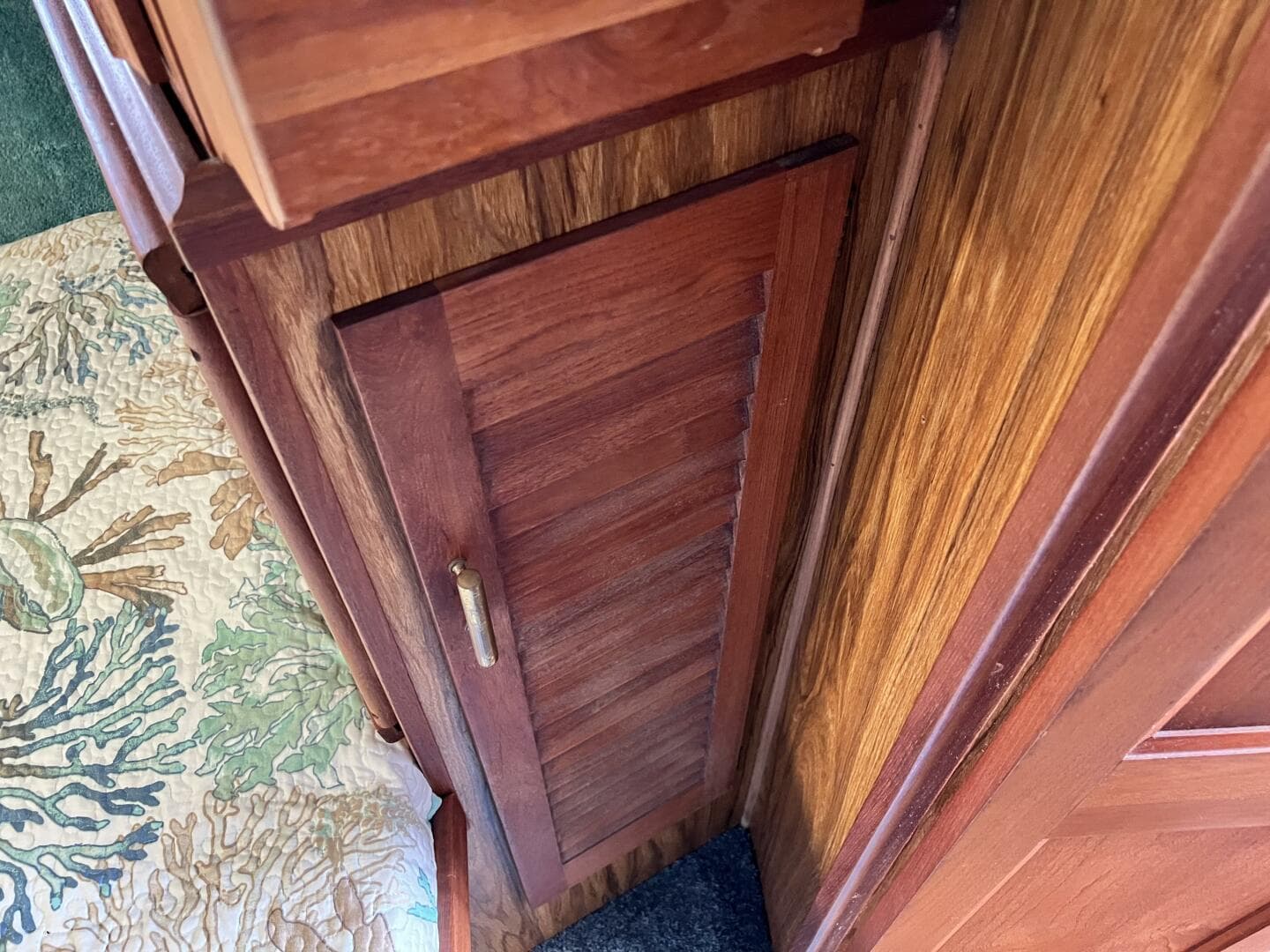 1979 Viking 35 Convertible — photo 27