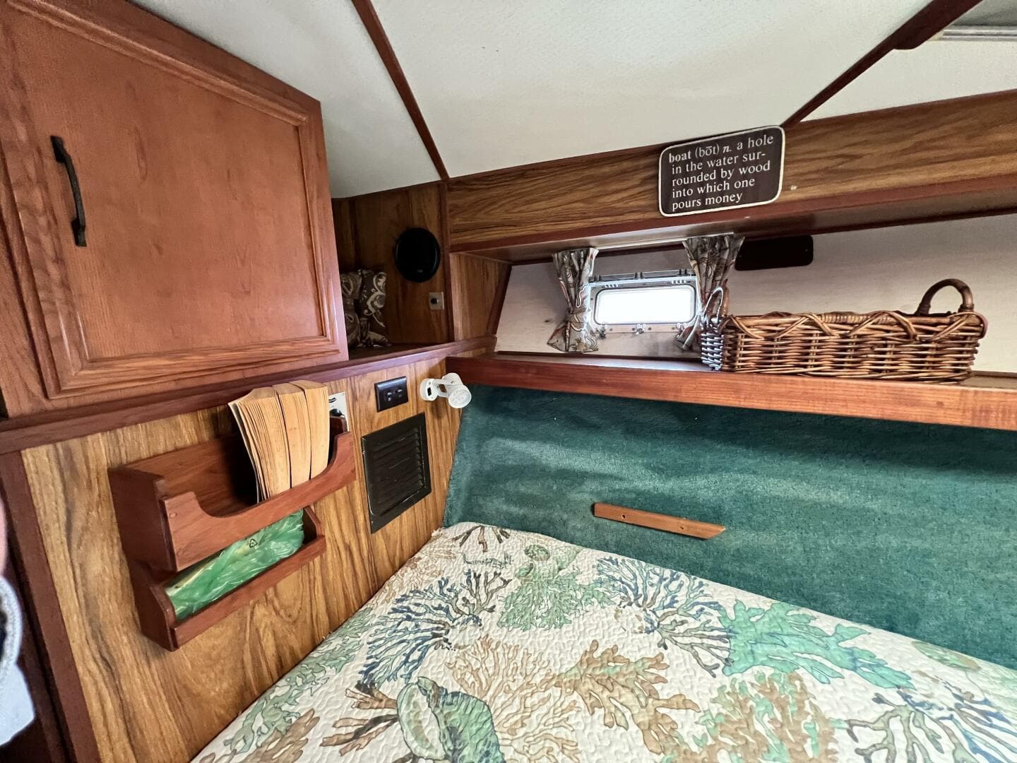 1979 Viking 35 Convertible — photo 23