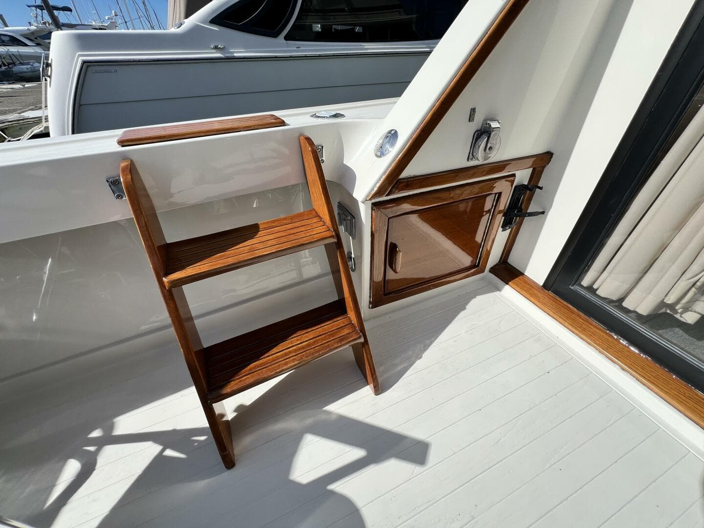 1979 Viking 35 Convertible — photo 33