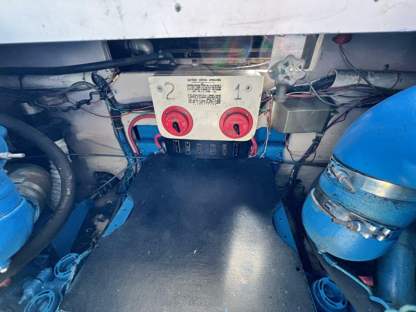 1979 Viking 35 Convertible — photo 57