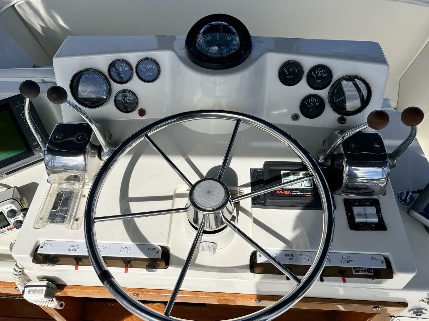 1979 Viking 35 Convertible — photo 46