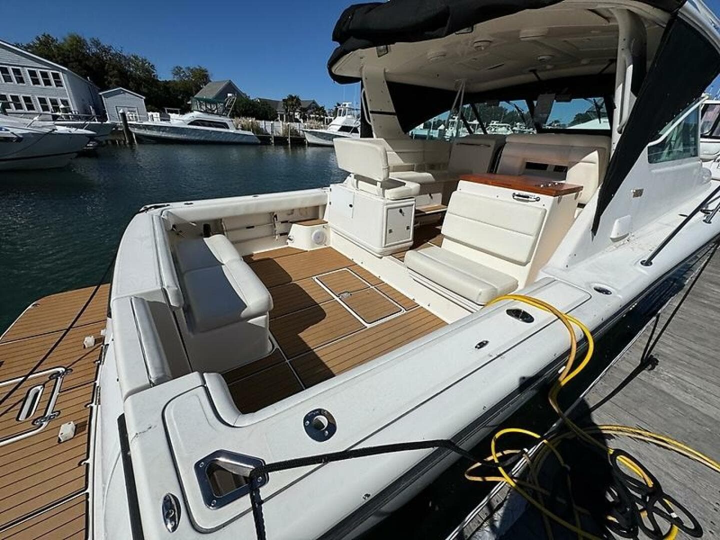 2000 Tiara Yachts 3500 Open — photo 3