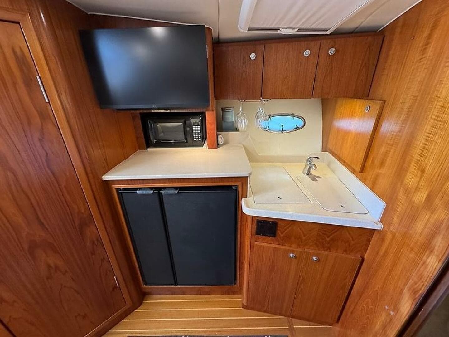 2000 Tiara Yachts 3500 Open — photo 28