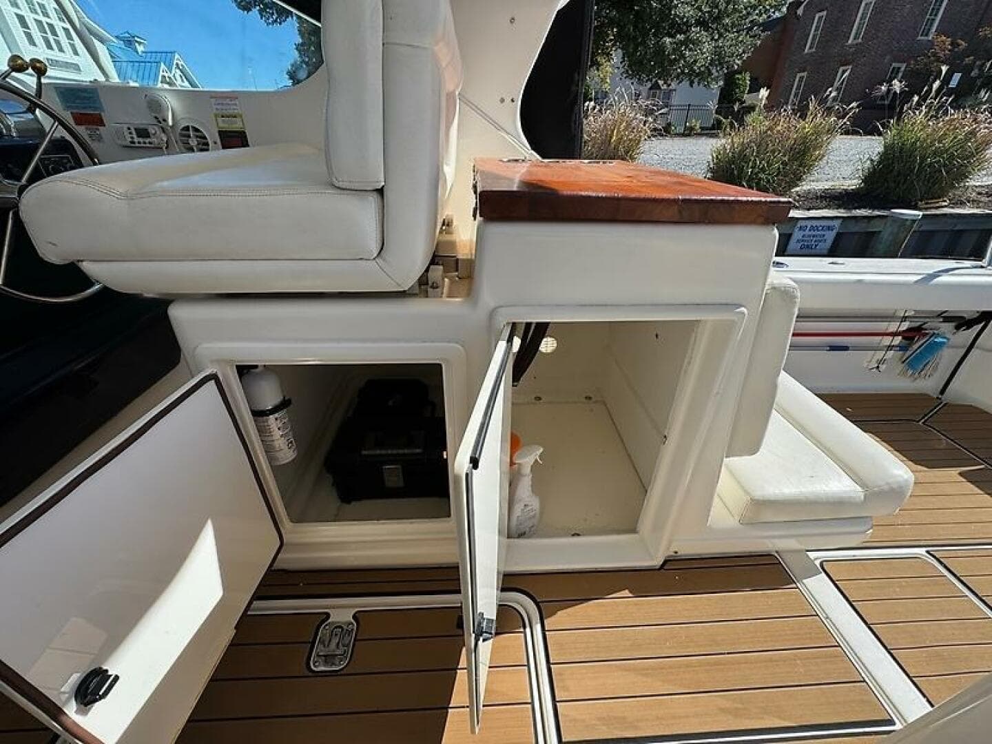 2000 Tiara Yachts 3500 Open — photo 13