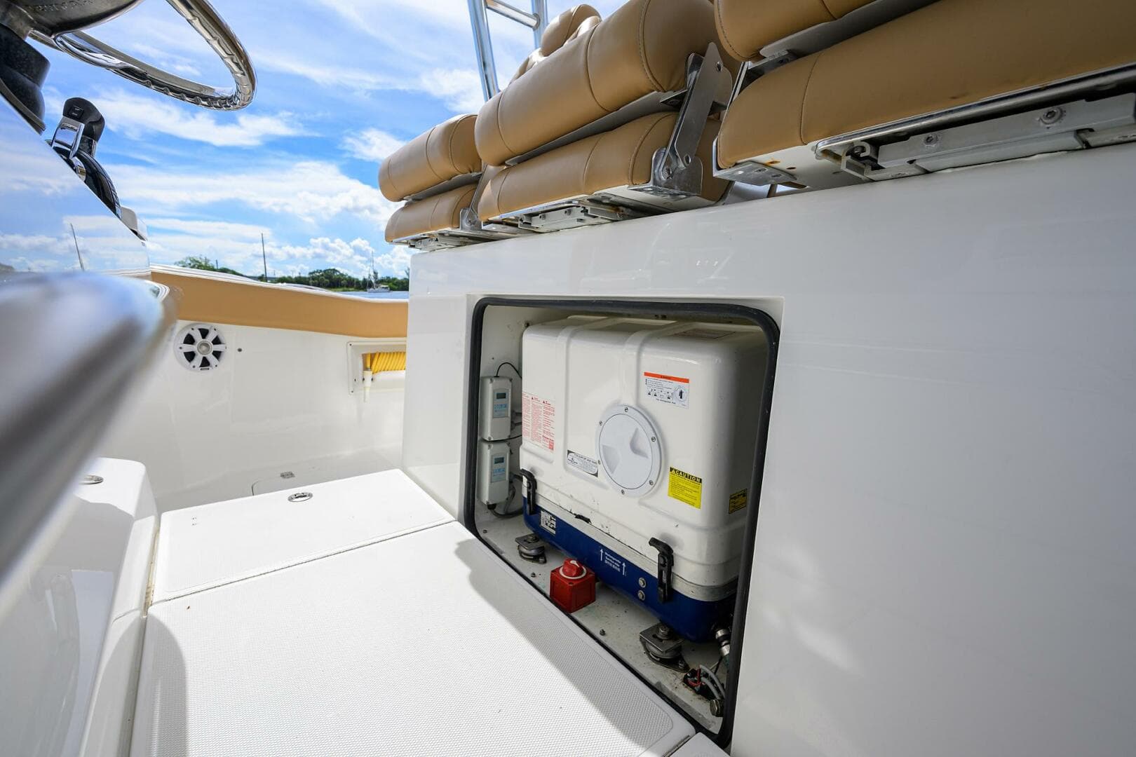 2018 Buddy Davis 42 Center Console — photo 15