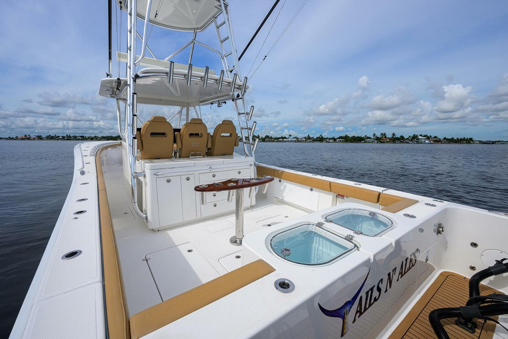 2018 Buddy Davis 42 Center Console — photo 31