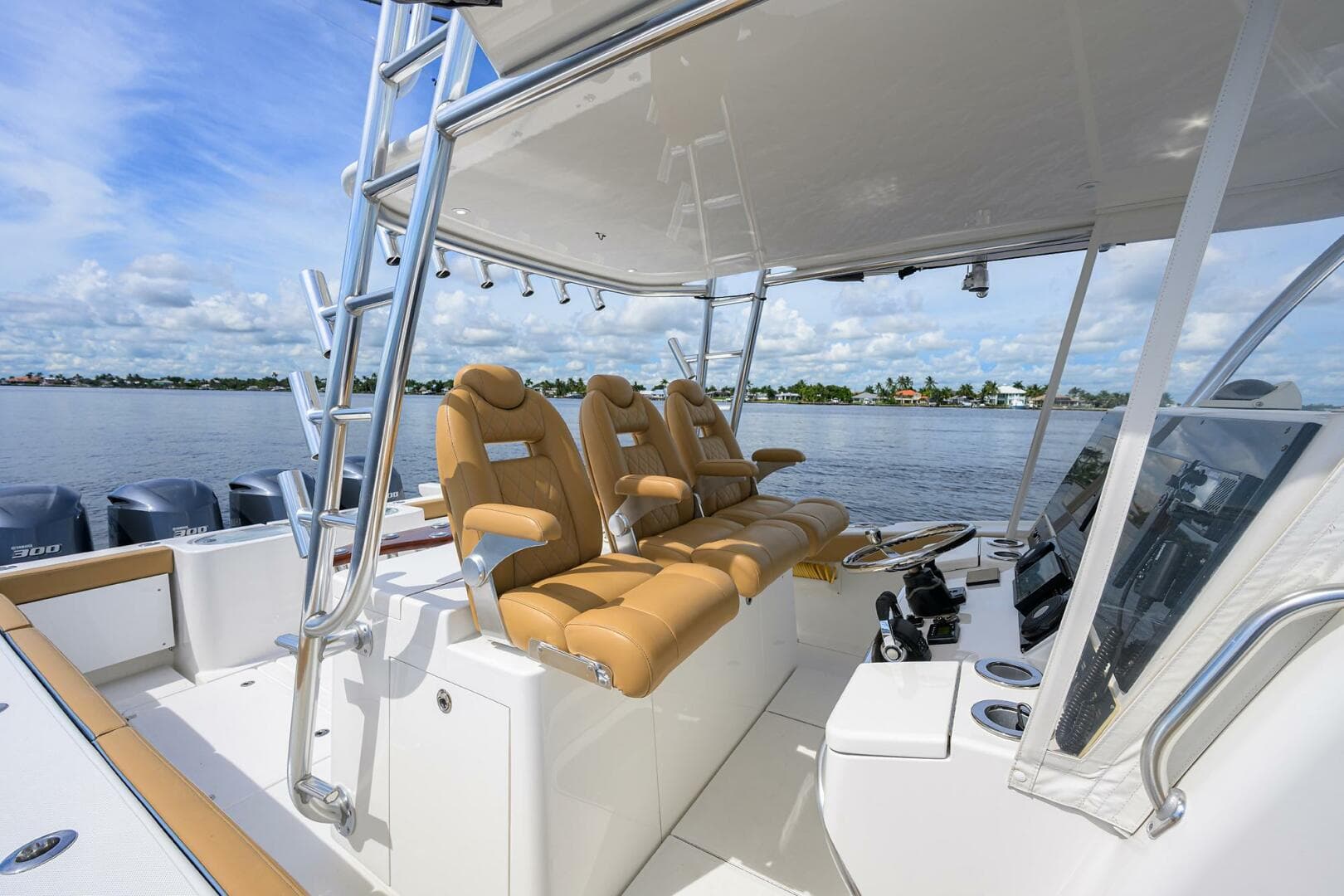 2018 Buddy Davis 42 Center Console — photo 16