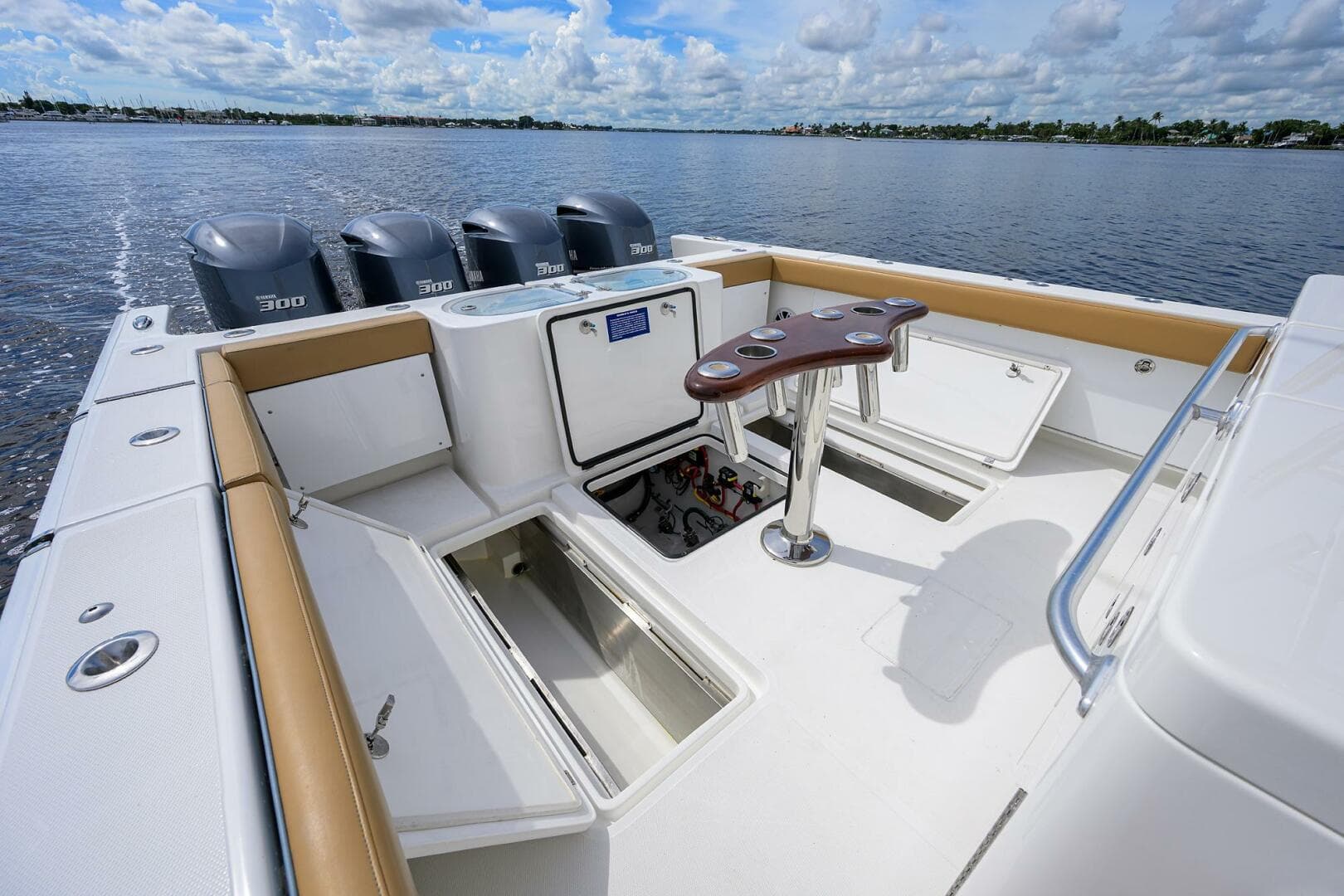 2018 Buddy Davis 42 Center Console — photo 39