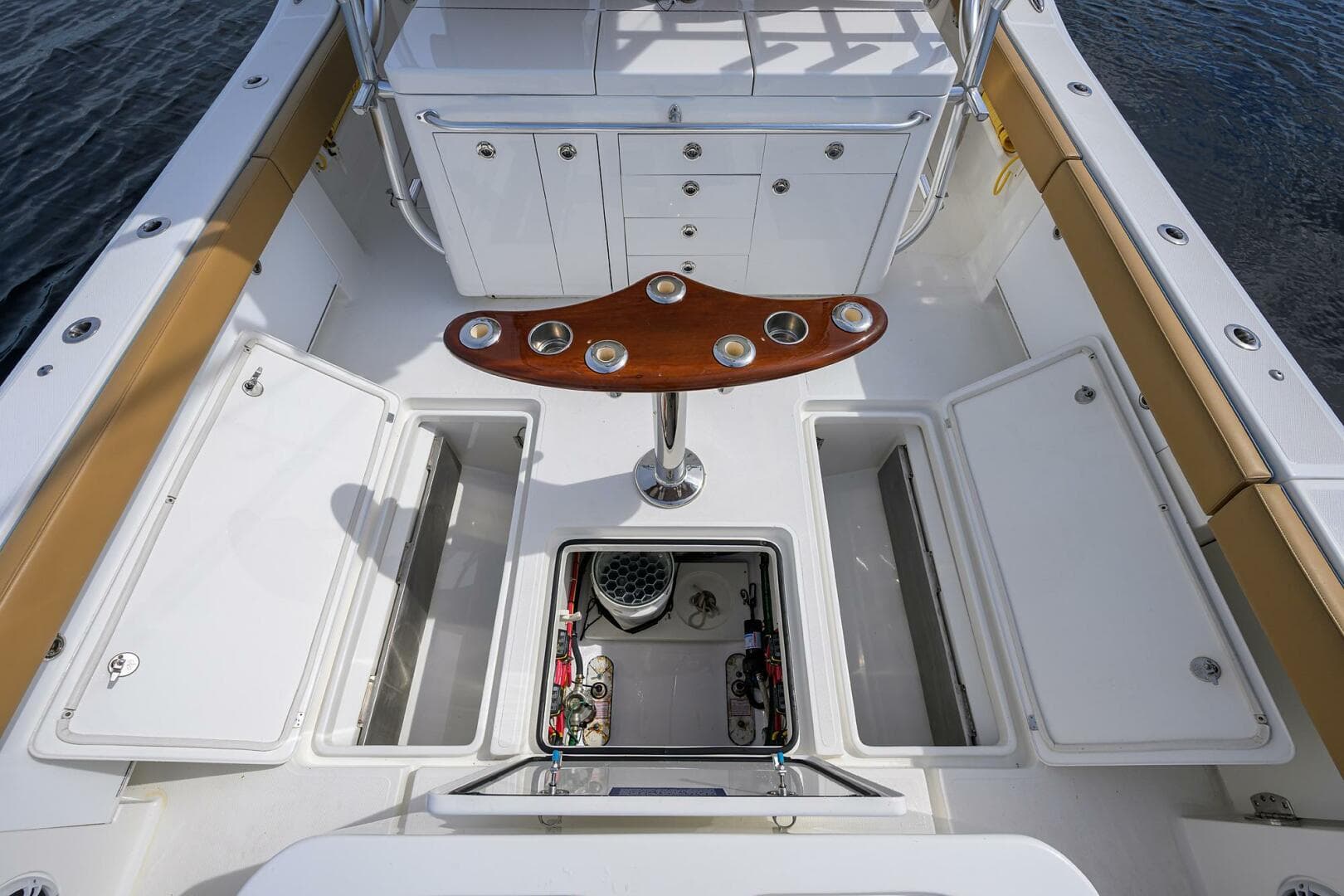 2018 Buddy Davis 42 Center Console — photo 41