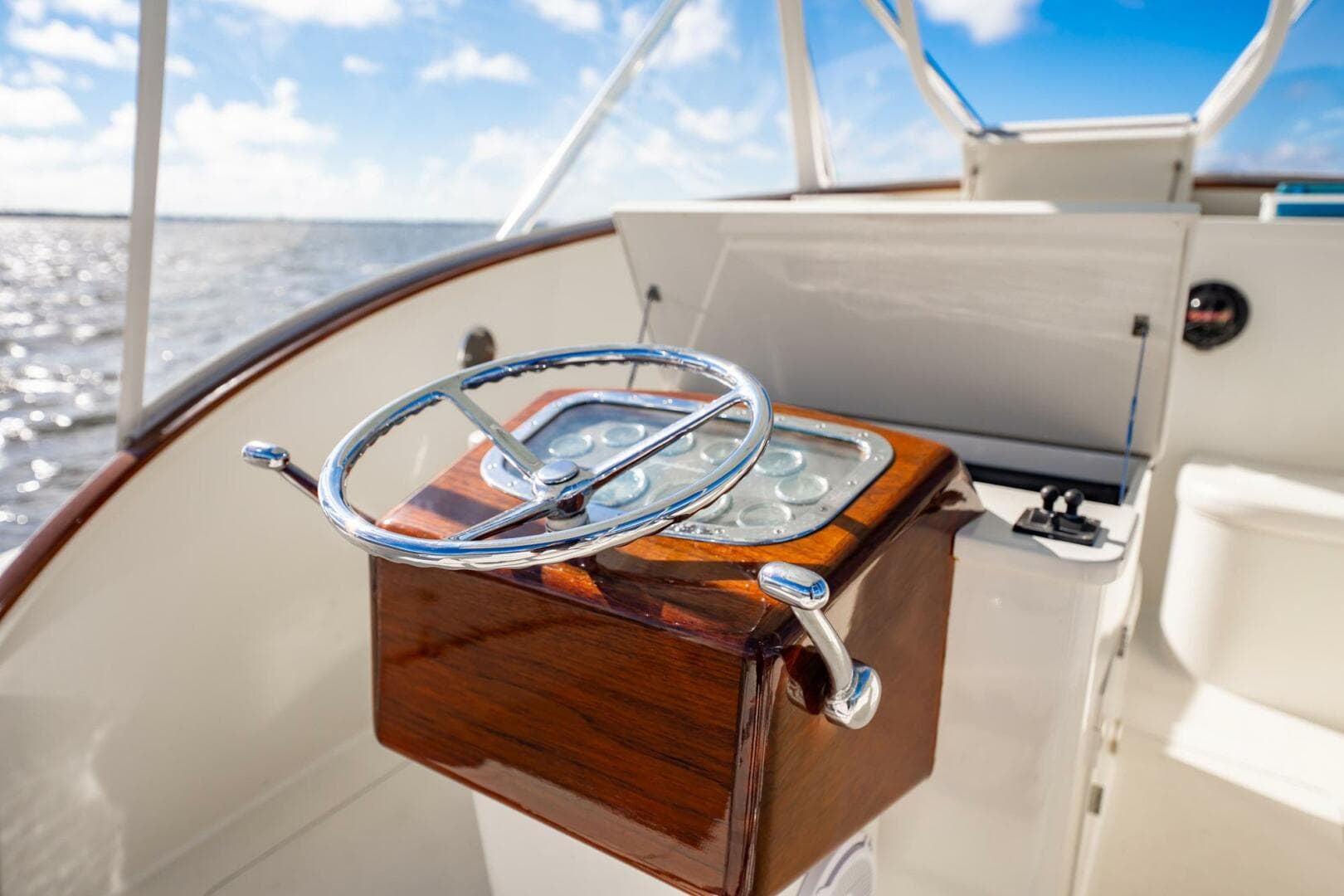 2003 Gamefisherman 34 Express — photo 34