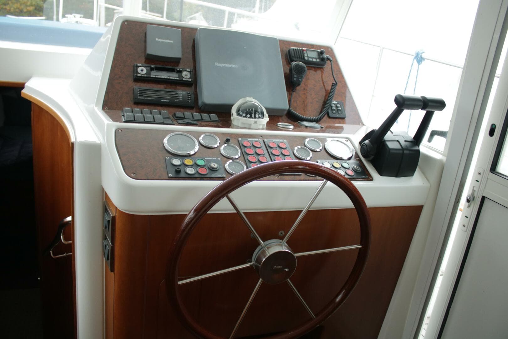 2006 Beneteau Swift Trawler 42 — photo 7