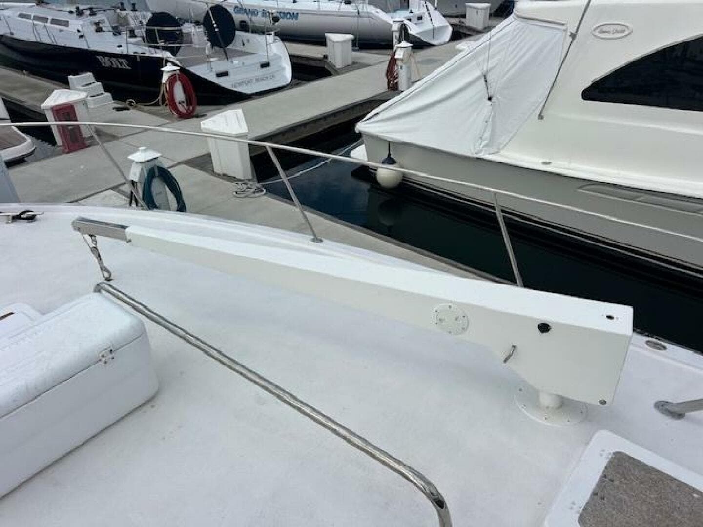 1986 Hatteras SF 52 — photo 27