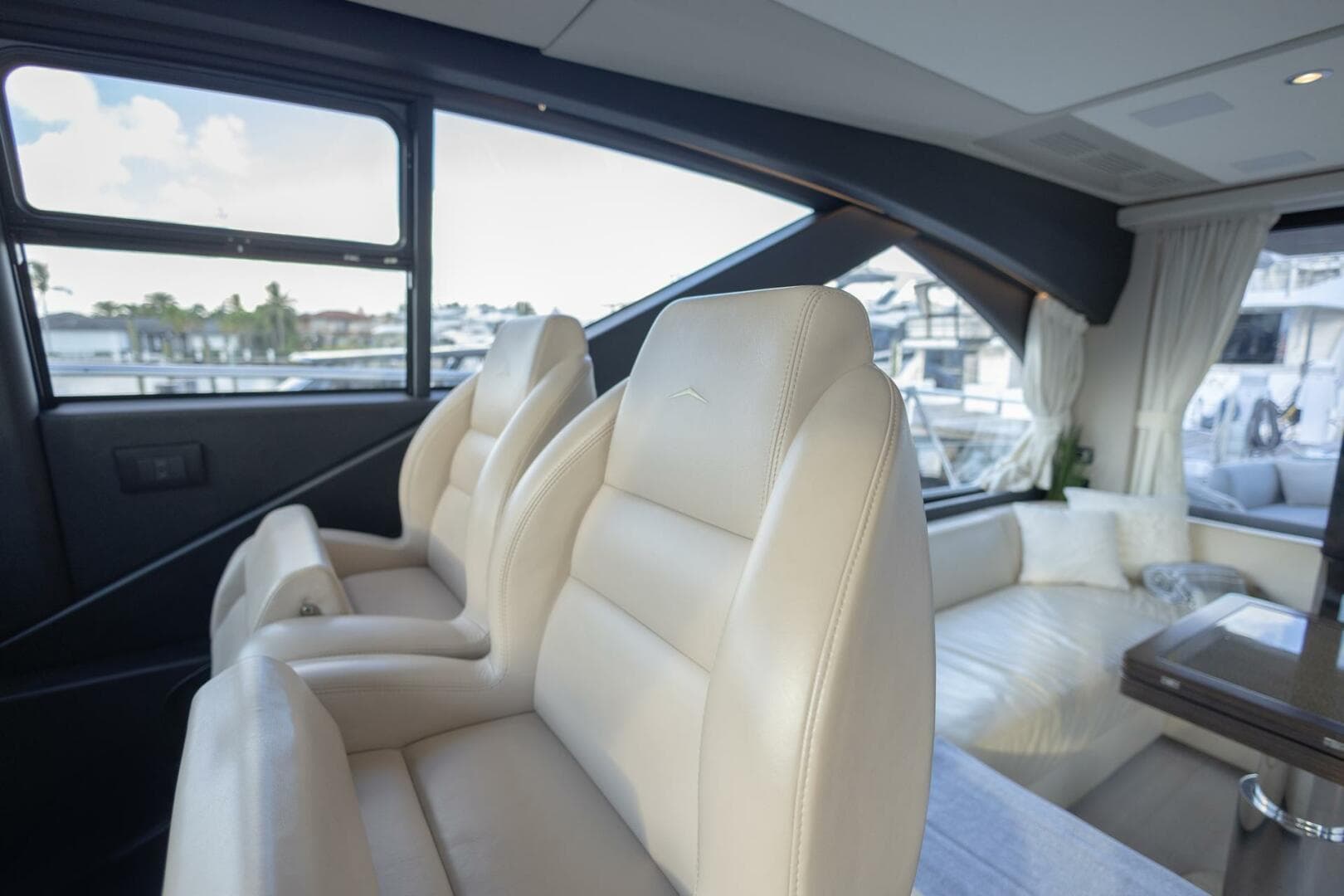2023 Azimut S6 Sport Fly — photo 24