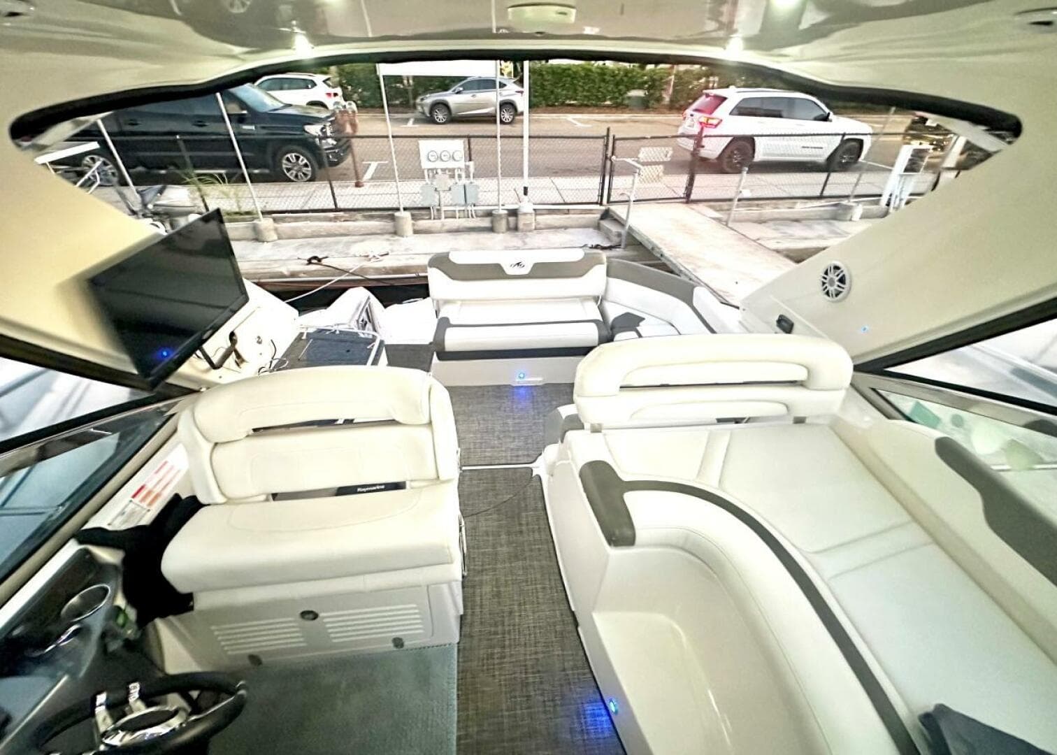 2013 Monterey — photo 16