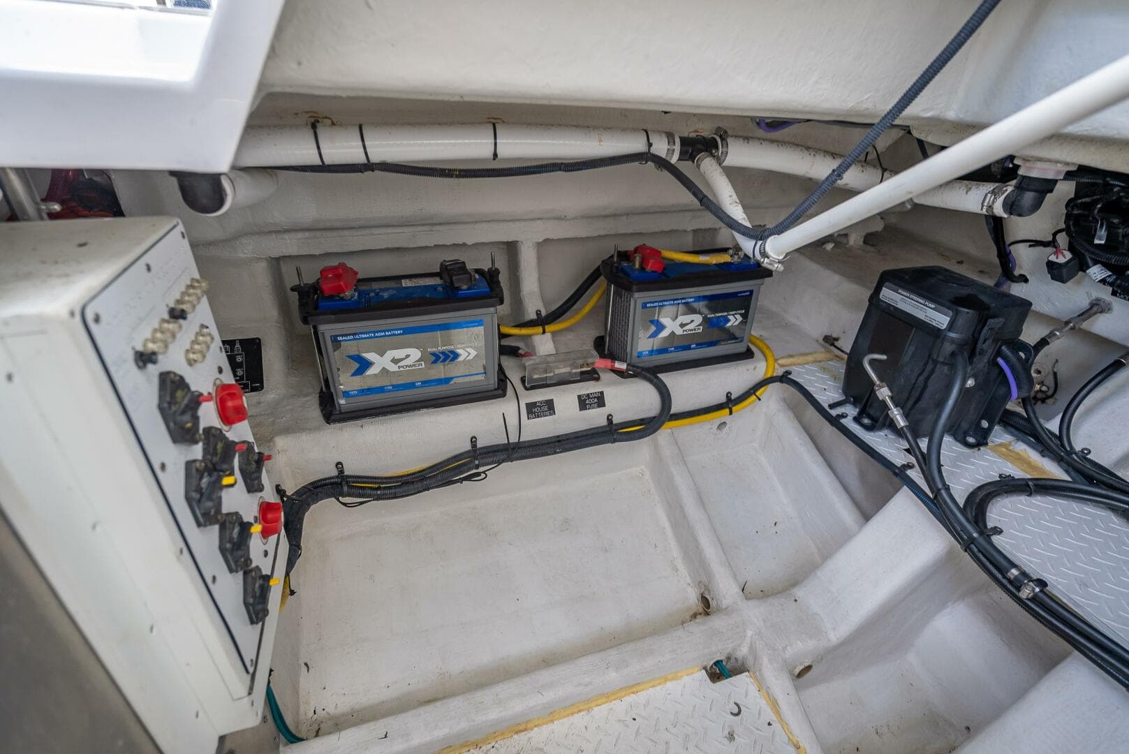 2022 Cruisers Yachts Gls OB — photo 34