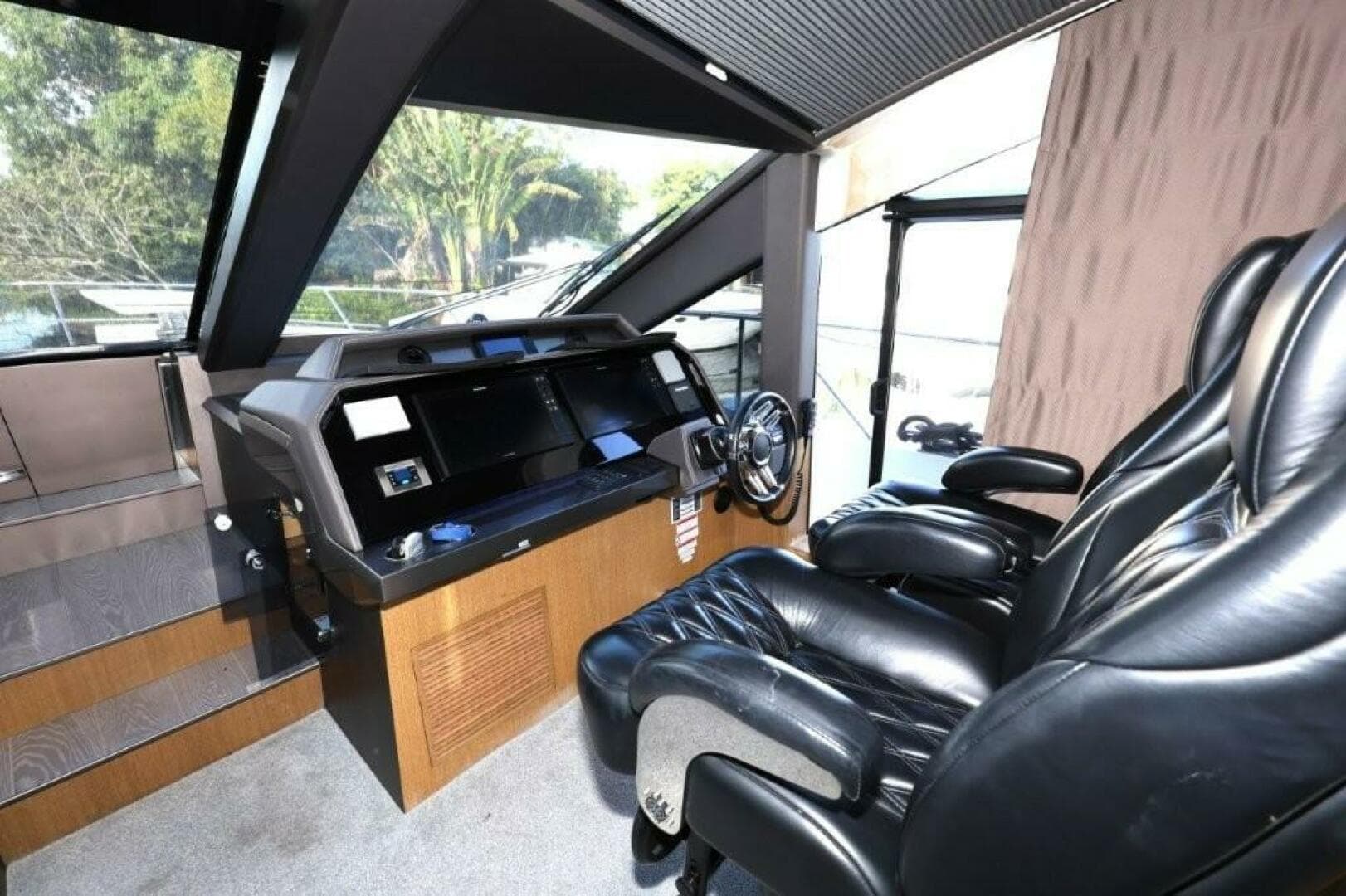 2019 Galeon 650 Sky — photo 32