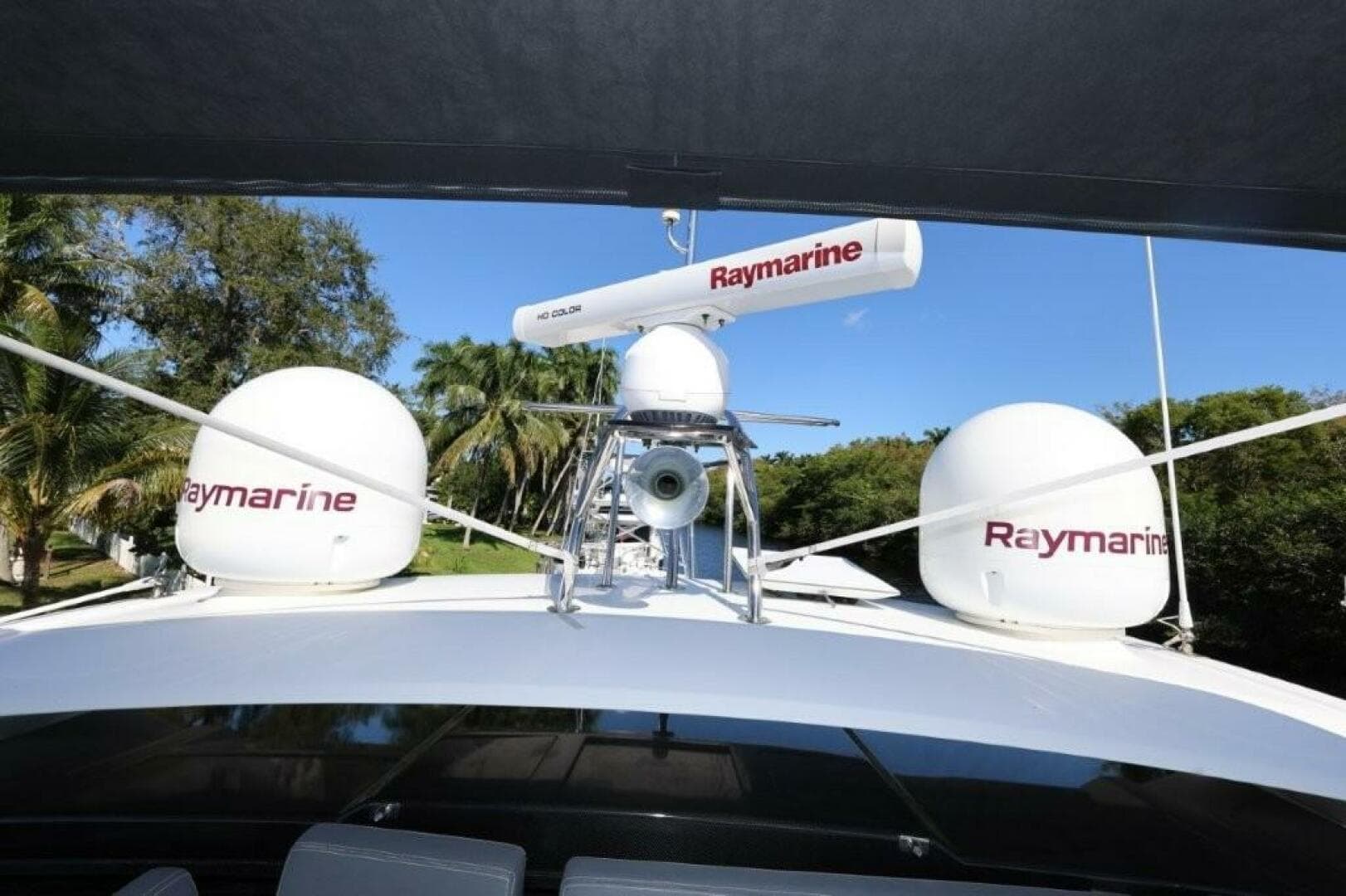 2019 Galeon 650 Sky — photo 16