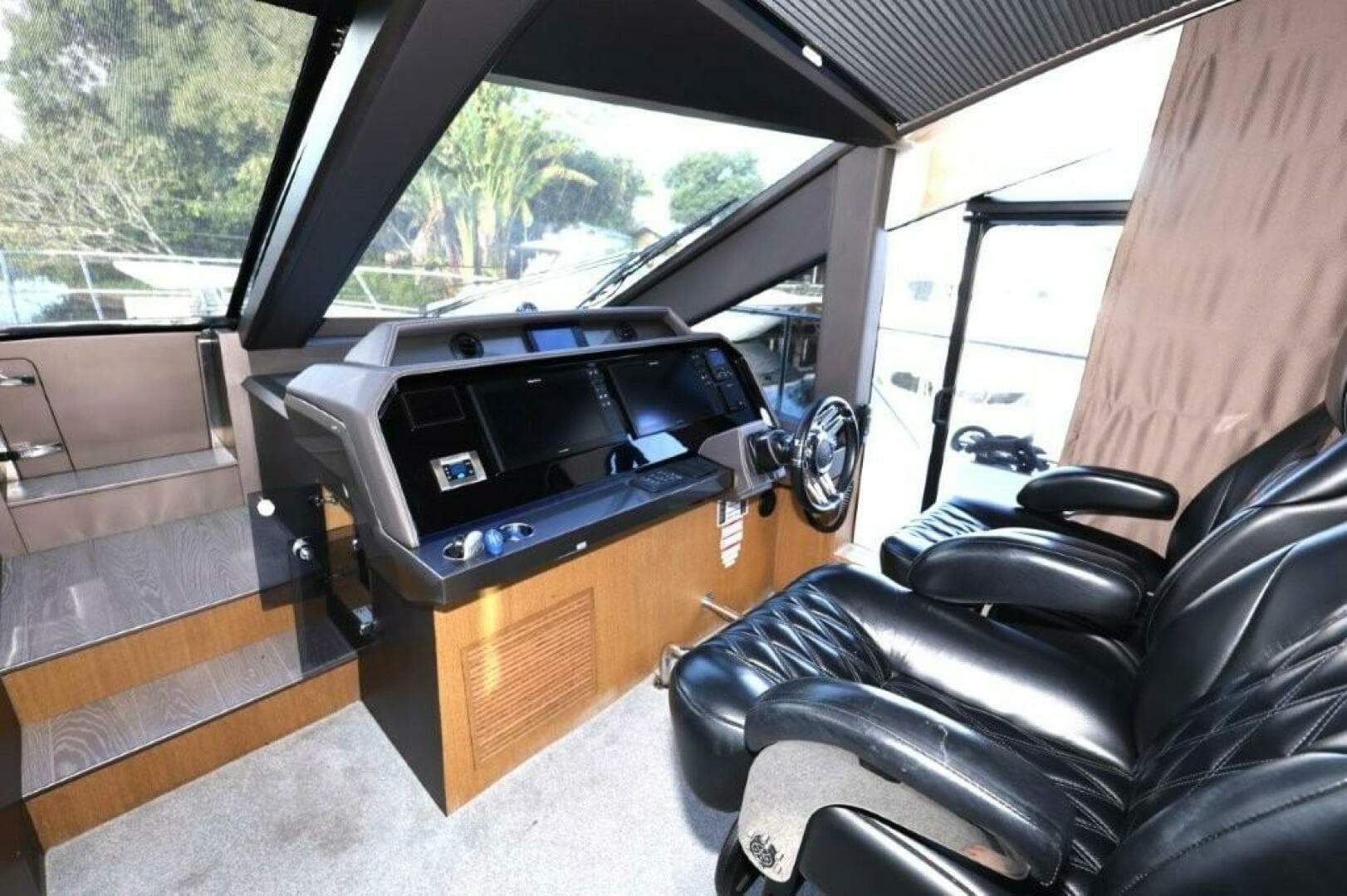 2019 Galeon 650 Sky — photo 33