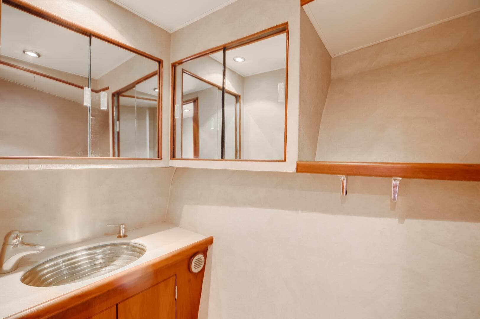 1972 Jim Smith — photo 21