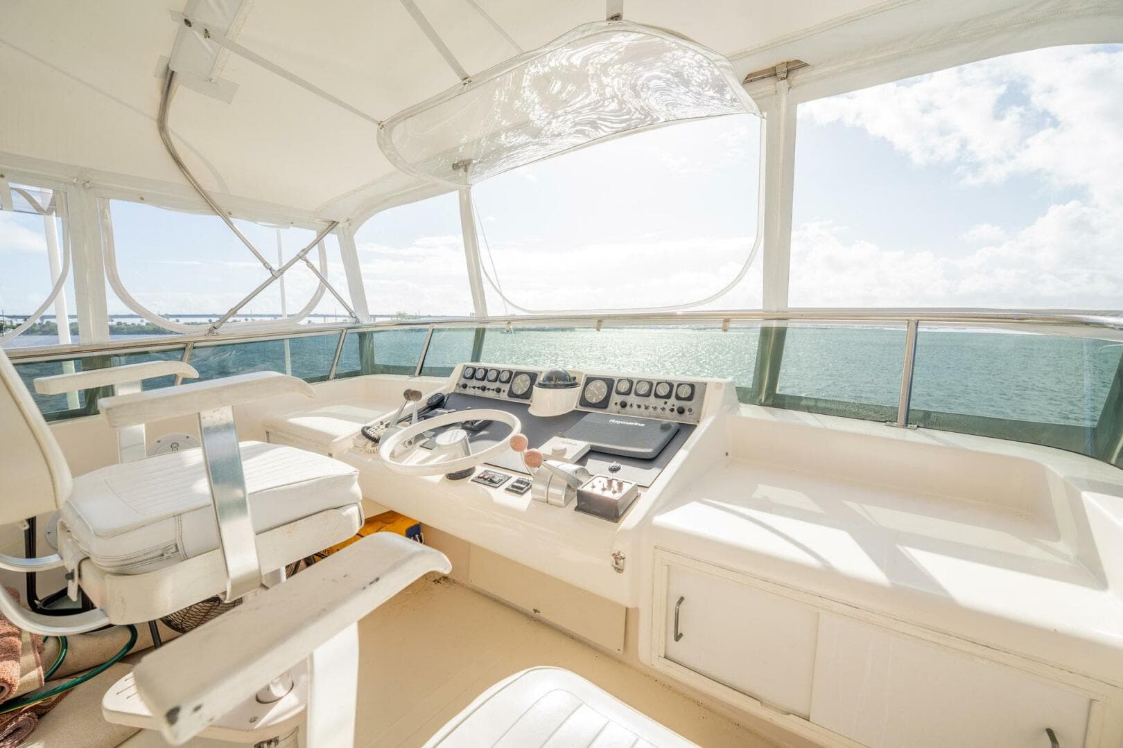 1989 Viking 63 — photo 26