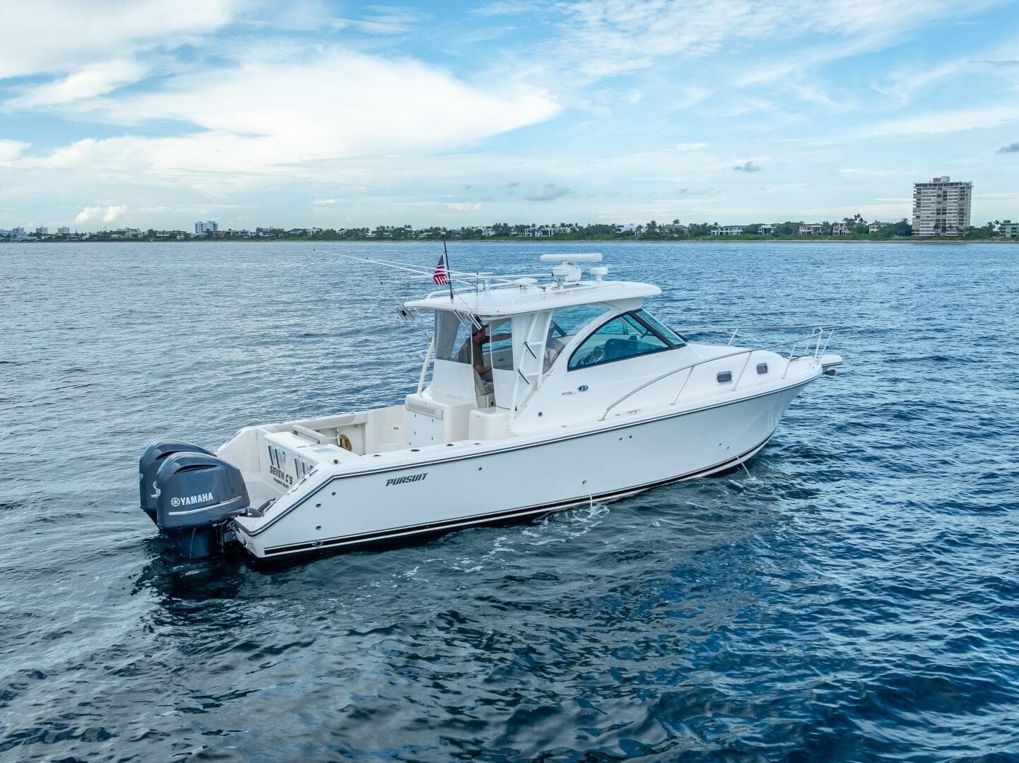 2011 Pursuit S345 Offshore — photo 10