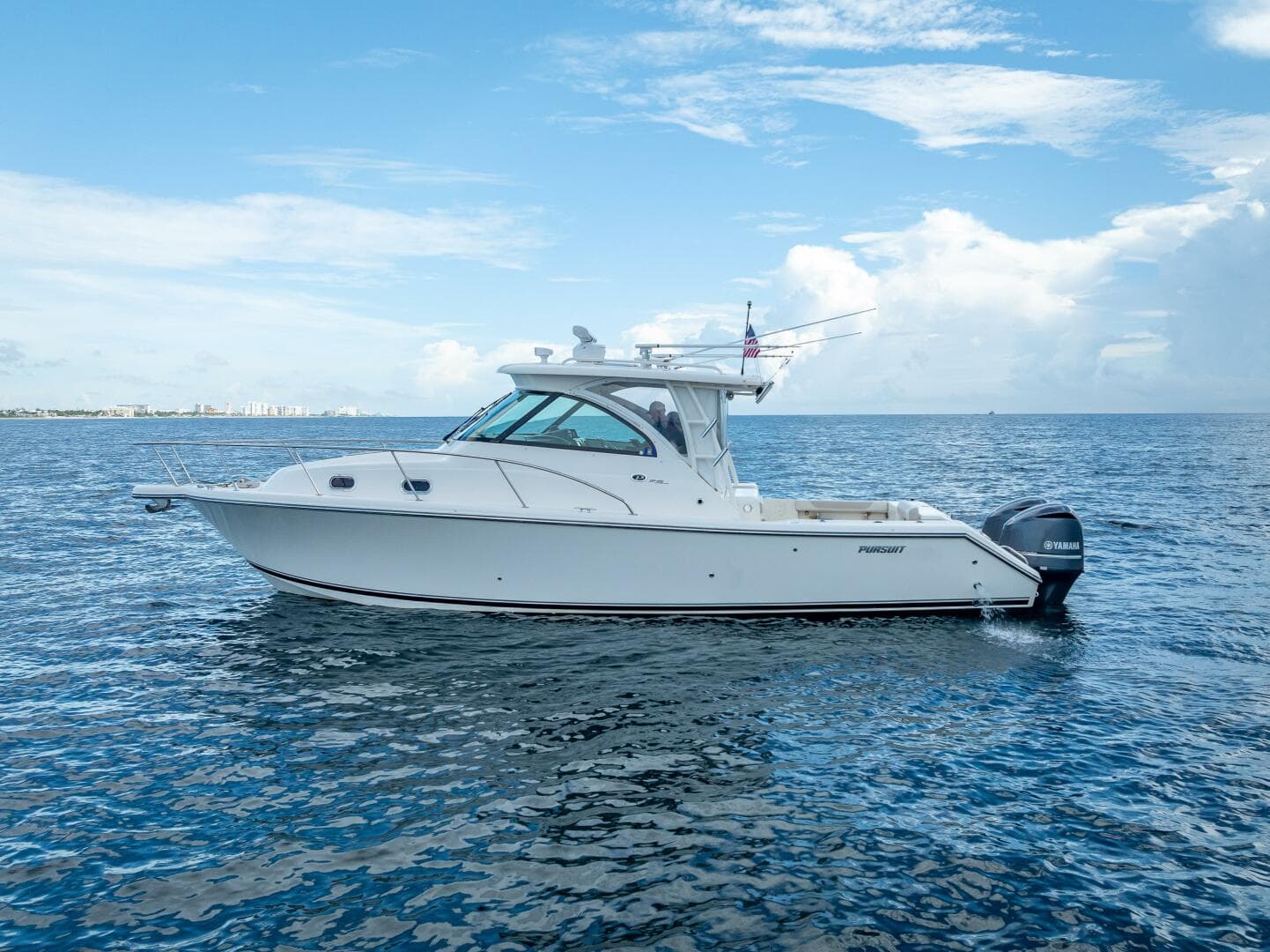 2011 Pursuit S345 Offshore — photo 7