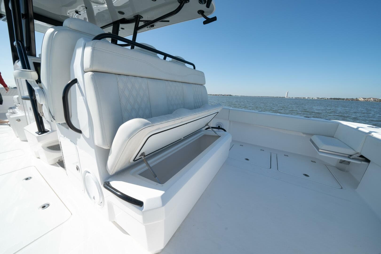 2021 Invincible 35 Catamaran — photo 14