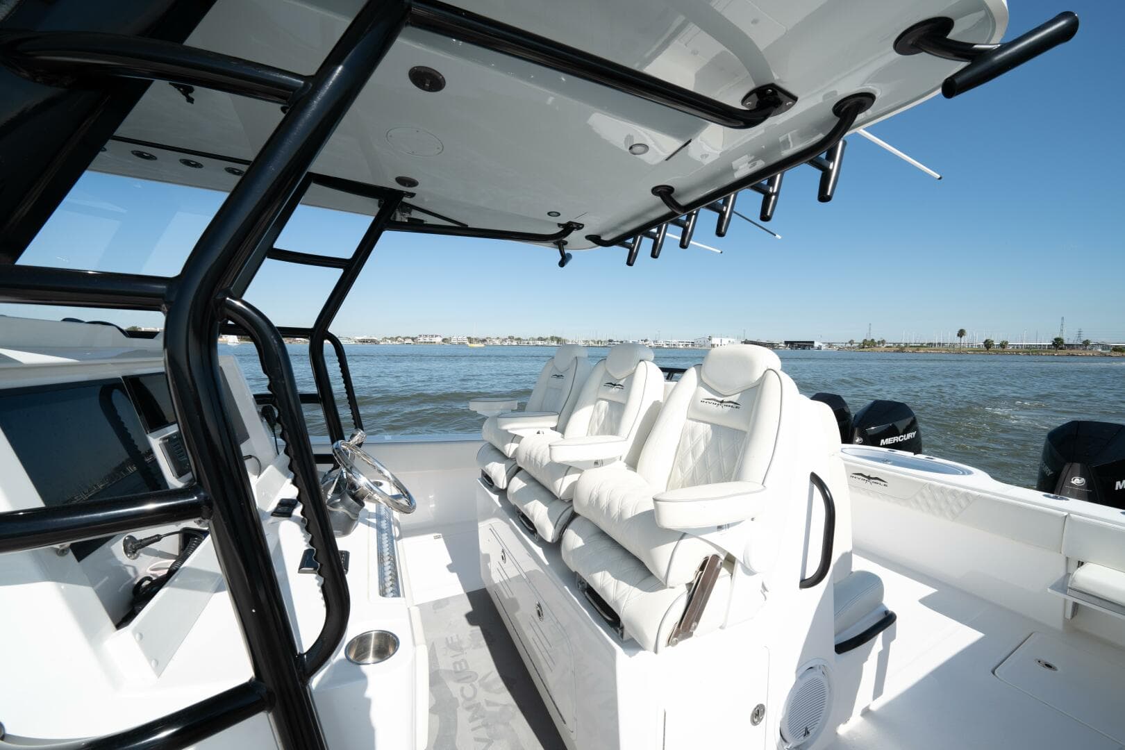 2021 Invincible 35 Catamaran — photo 8