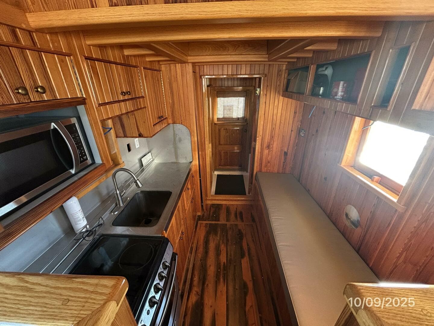 1938 Custom Chesapeake Bay Buyboat — photo 33
