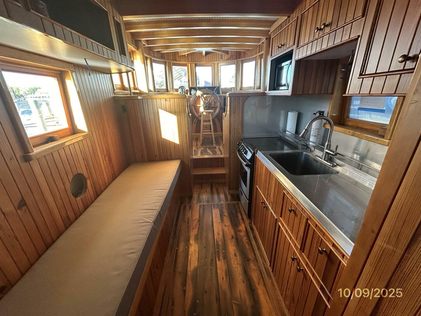 1938 Custom Chesapeake Bay Buyboat — photo 32