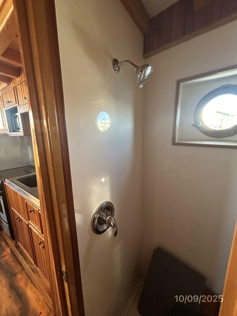 1938 Custom Chesapeake Bay Buyboat — photo 47