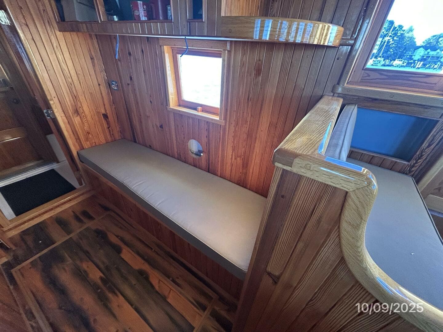 1938 Custom Chesapeake Bay Buyboat — photo 37