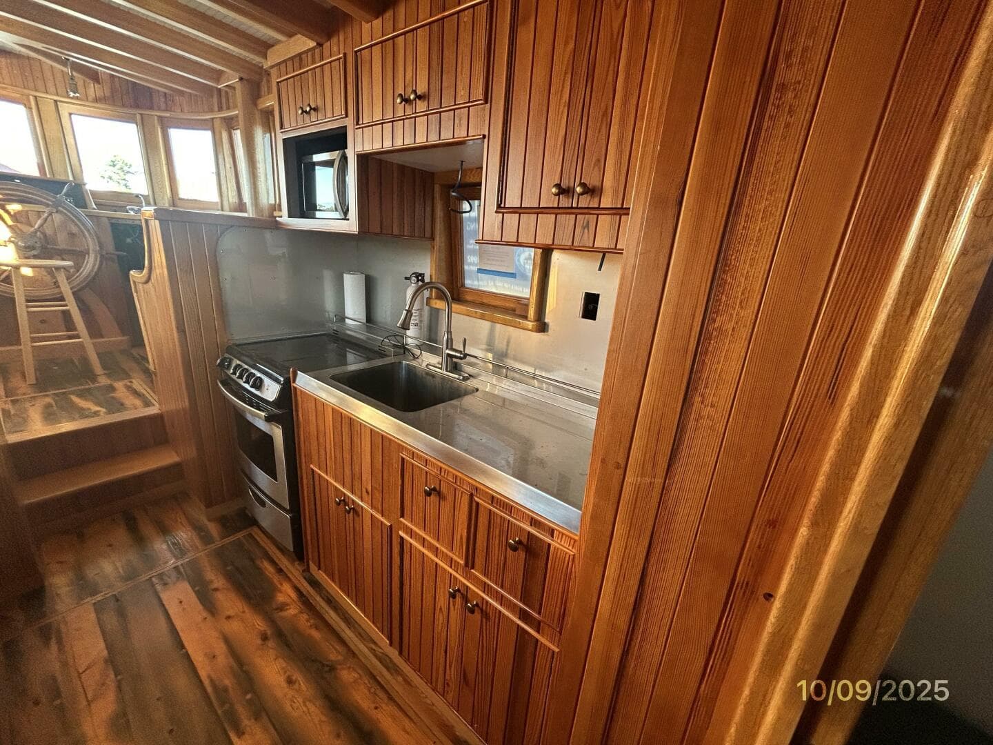 1938 Custom Chesapeake Bay Buyboat — photo 34