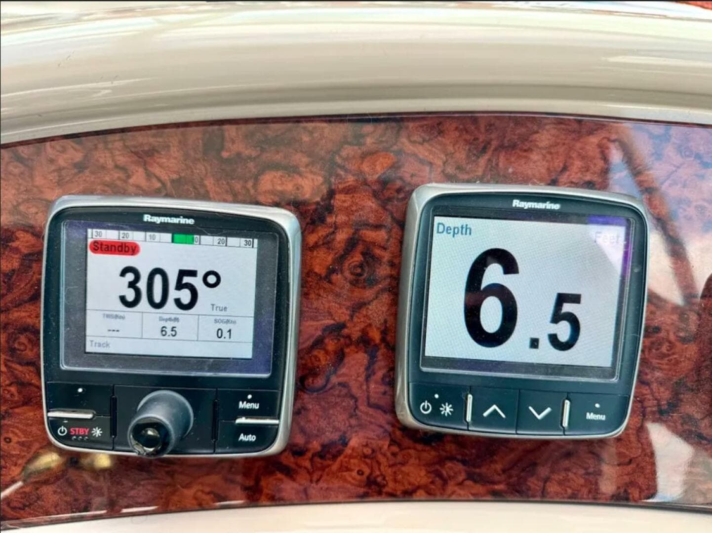 2000 Sea Ray 460 Sundancer — photo 30