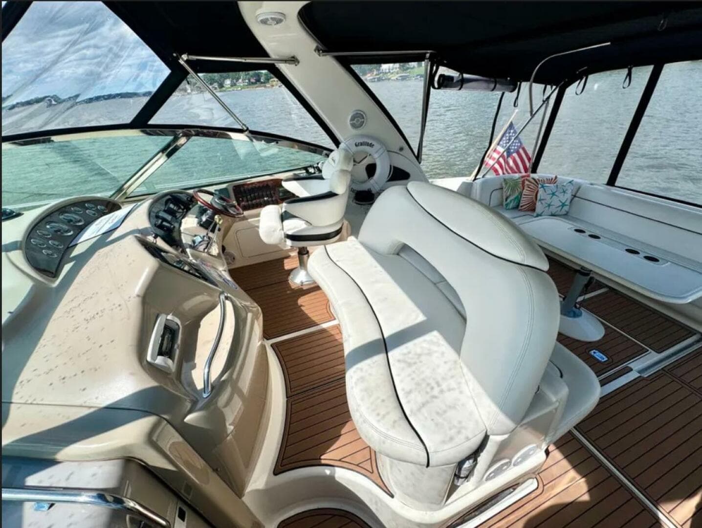 2000 Sea Ray 460 Sundancer — photo 24