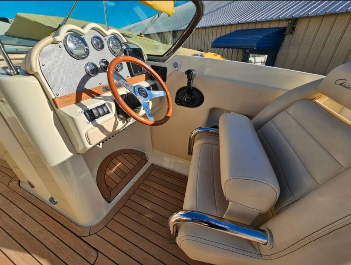 2011 Chris-Craft 25 Launch — photo 6