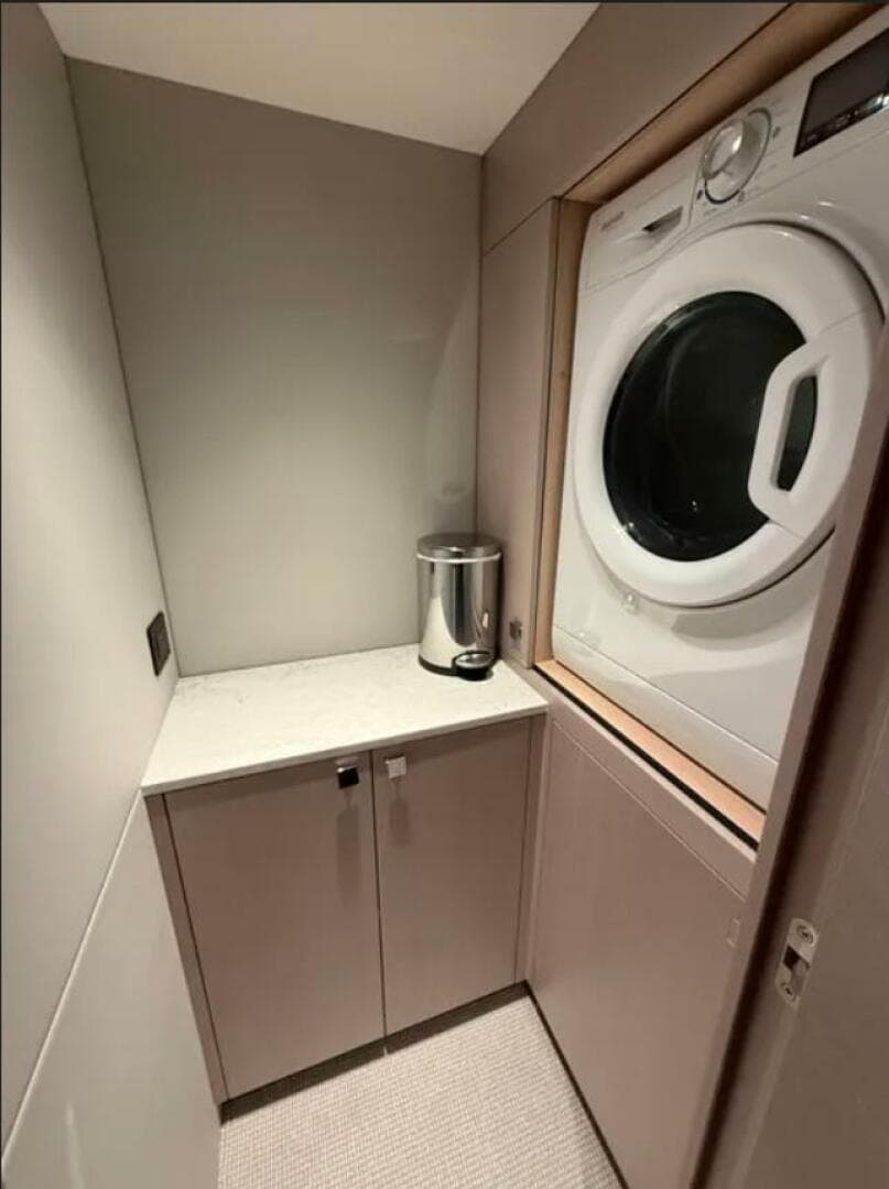 2025 Sunseeker 55 Predator — photo 24