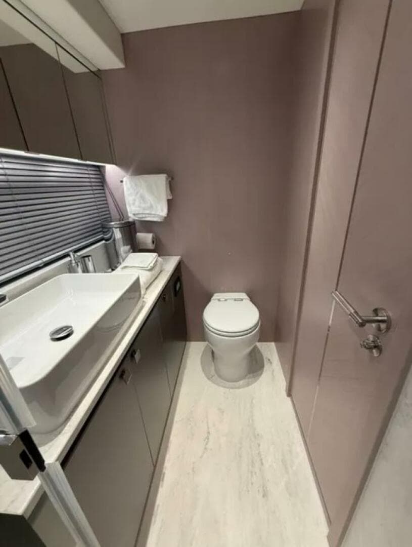 2025 Sunseeker 55 Predator — photo 13