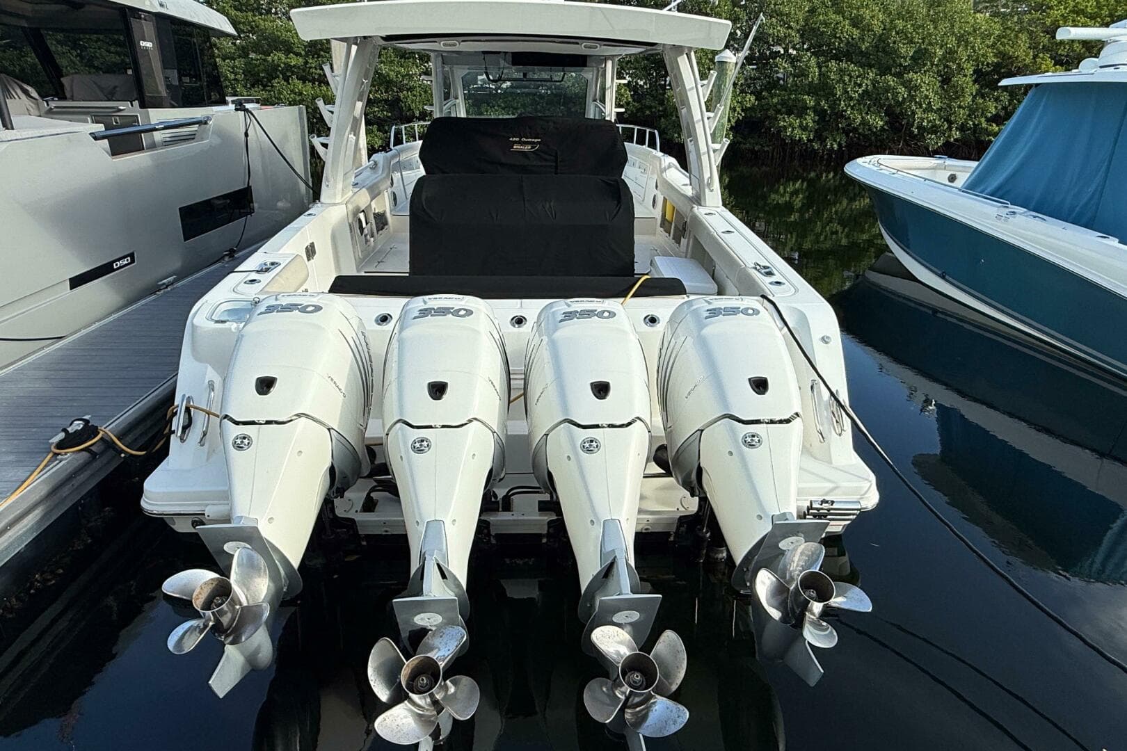 2020 Boston Whaler 420 Outrage — photo 6