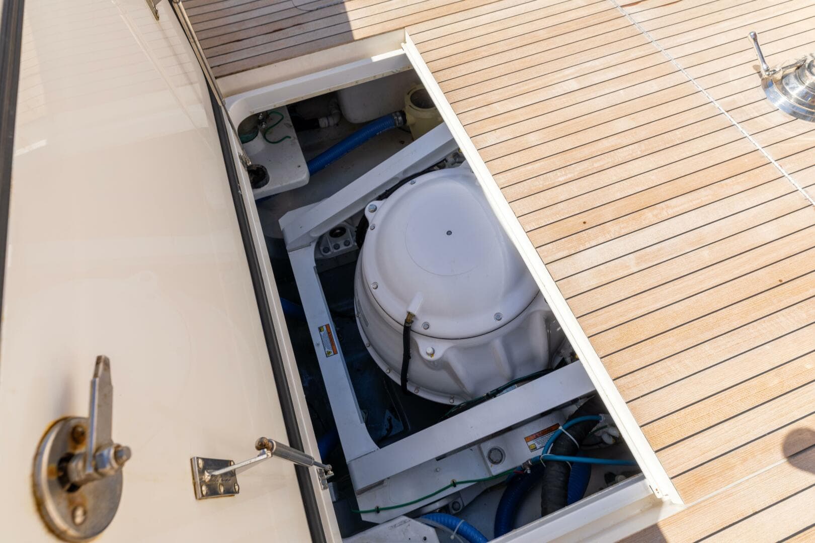 2013 Viking 76 Convertible — photo 66