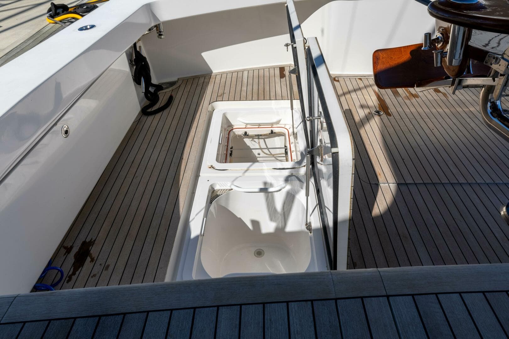 2013 Viking 76 Convertible — photo 70