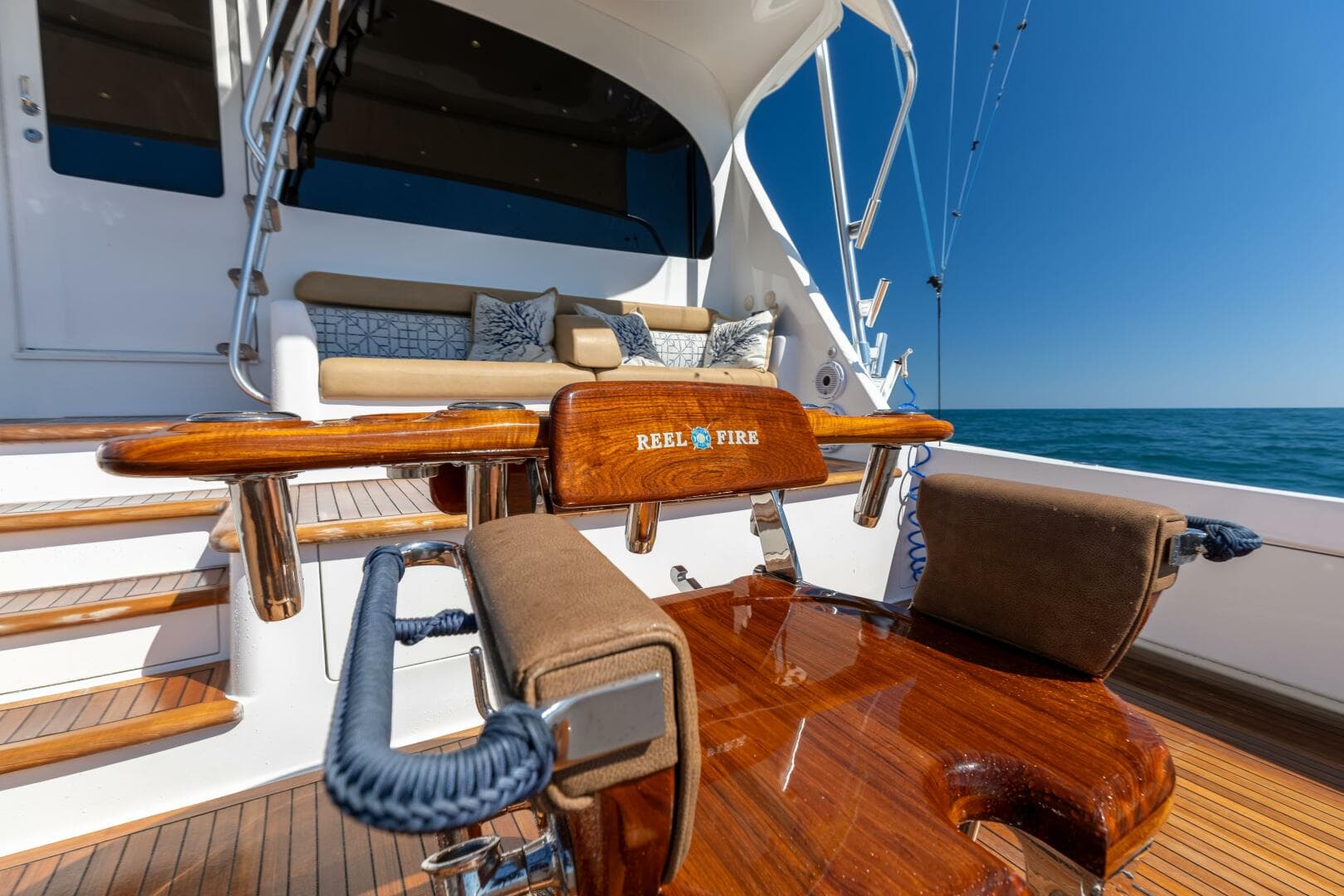 2013 Viking 76 Convertible — photo 63