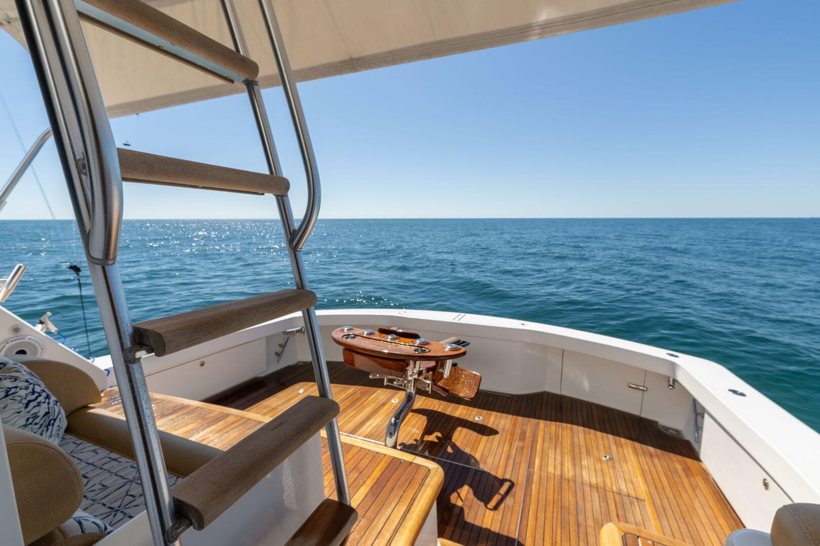 2013 Viking 76 Convertible — photo 60