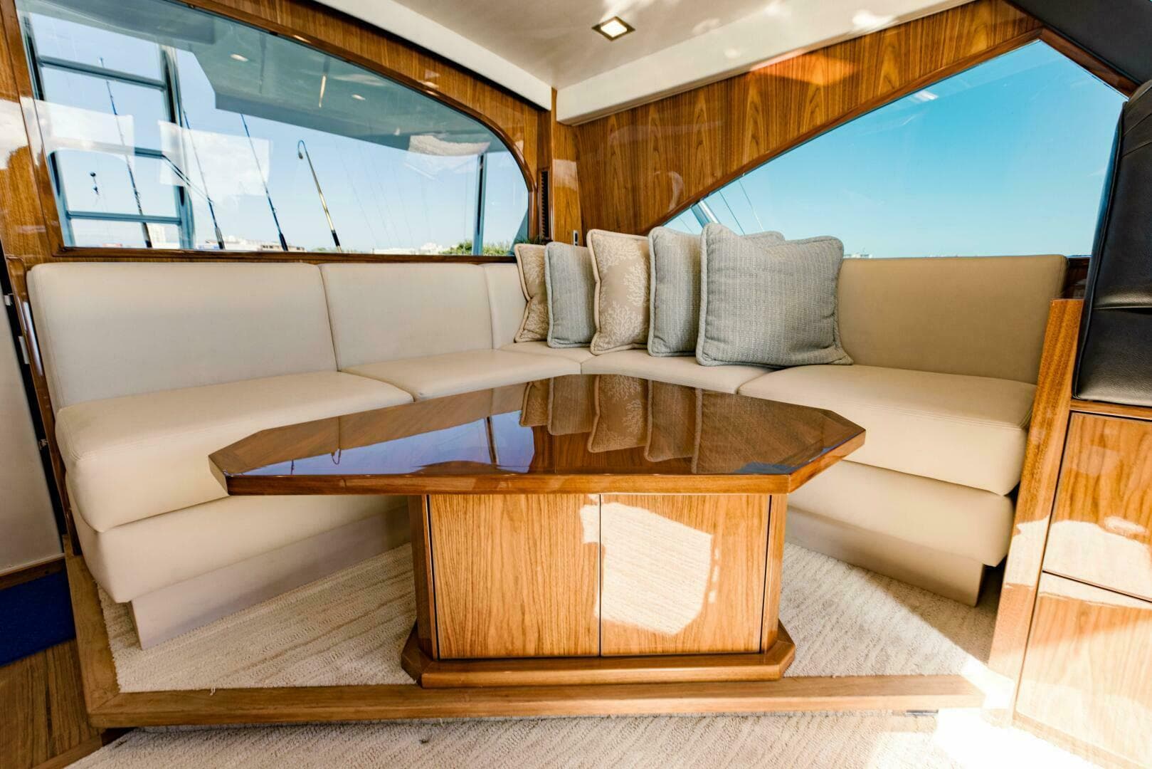 2020 Viking 72 Enclosed Bridge — photo 49