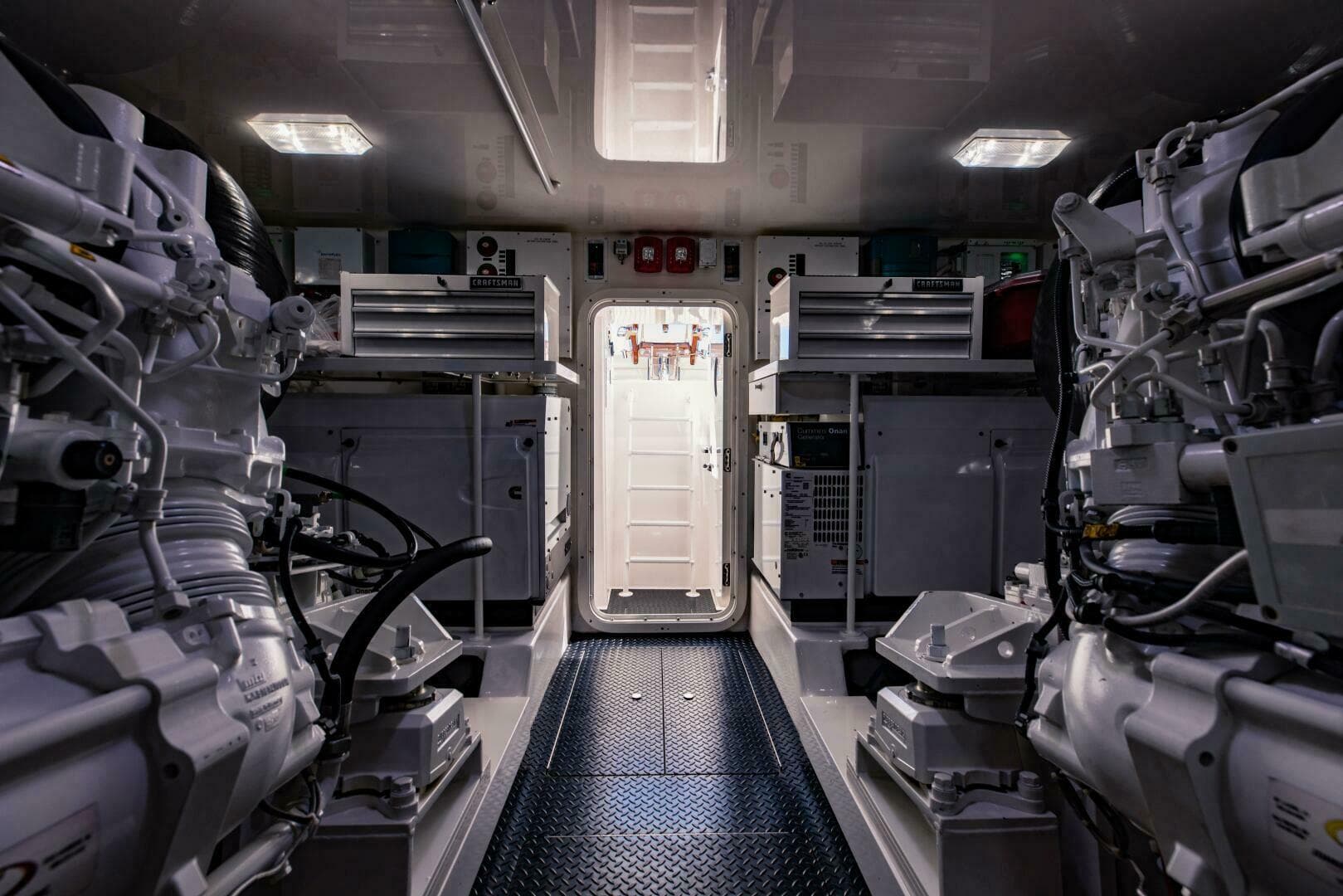 2020 Viking 72 Enclosed Bridge — photo 58