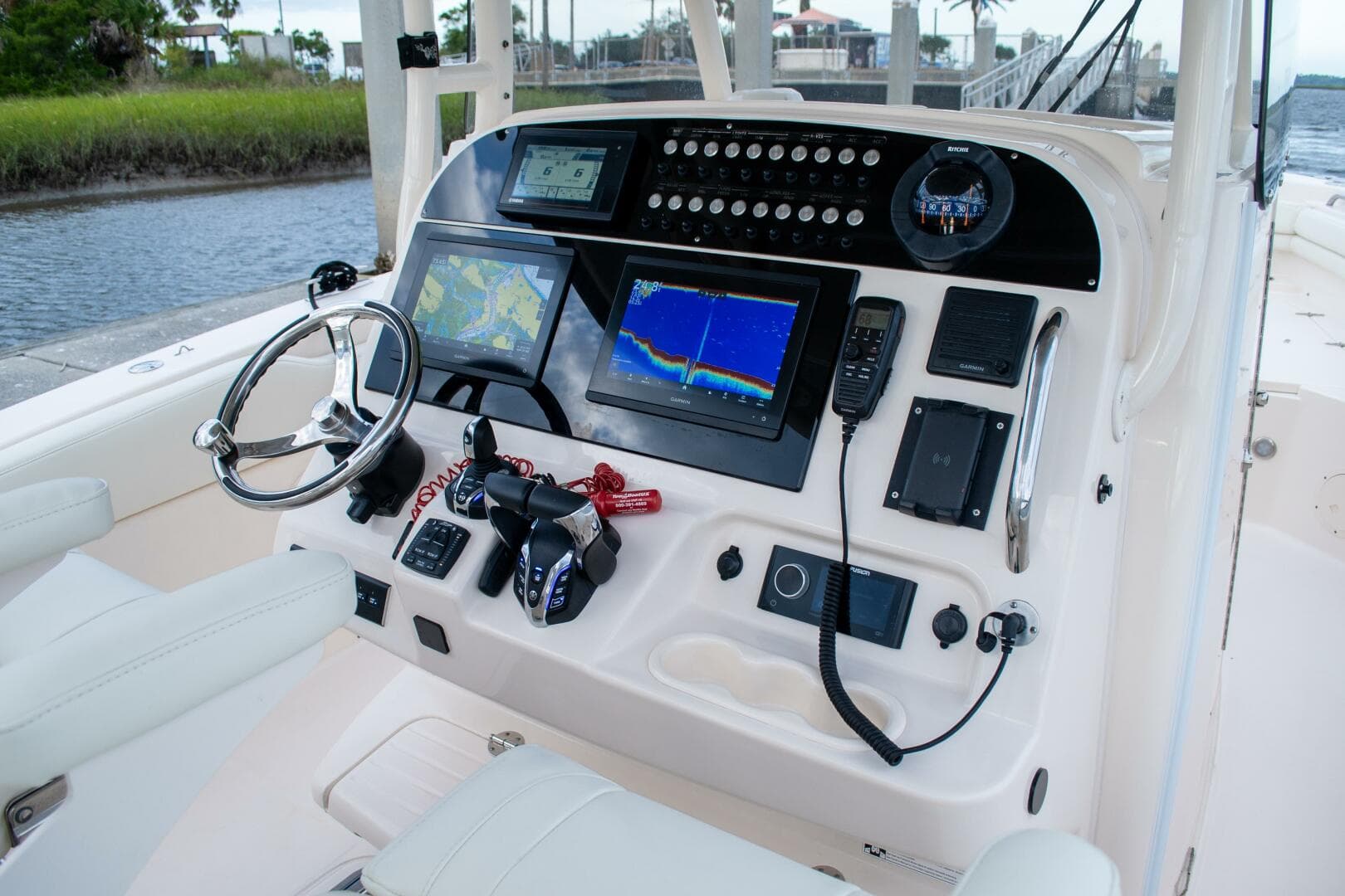 2020 Grady-White — photo 12